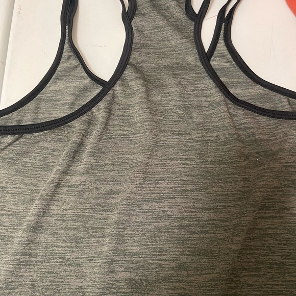 Apana Grey and Black workout tank women’s size medium - Picture 4 of 6